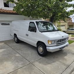 1999 Ford E-250