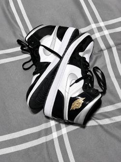 Nike Air Jordan 1 Mid SE Black White Metallic Silver Men's Size 11