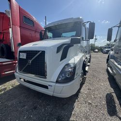 2016 Volvo VNL