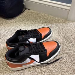 Jordan 1 Low