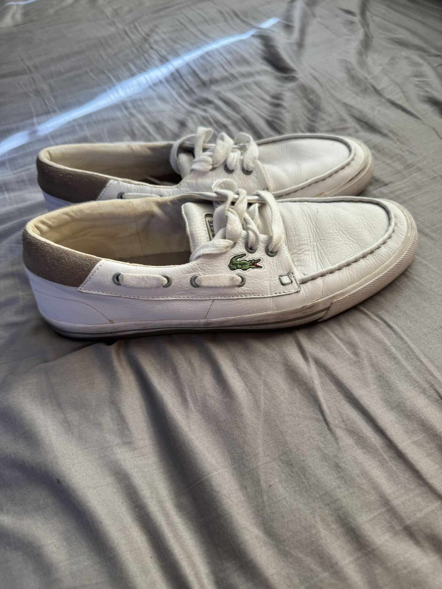 LACOSTE Top-Sider Leather Boat Shoes. Mens size: 10. White/Gray. Leather