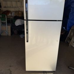 General Electric Refrigerator 