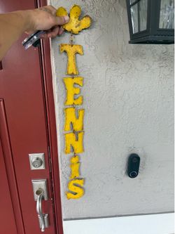 Metal vintage tennis cutout word hanger