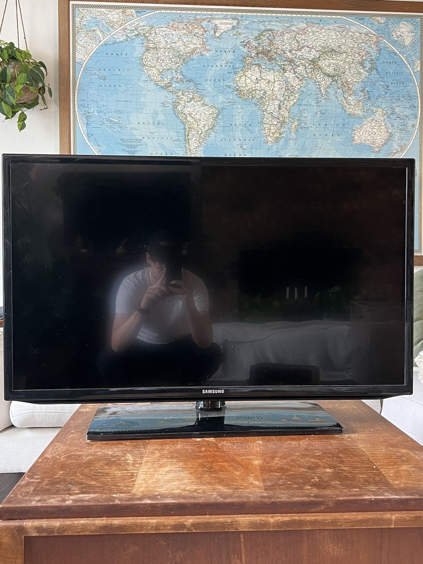 SAMSUNG TV 39”