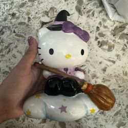 Hello kitty Halloween