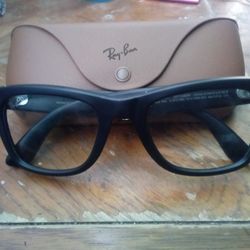 Ray-Ban Meta Wayfarer smart glasses
