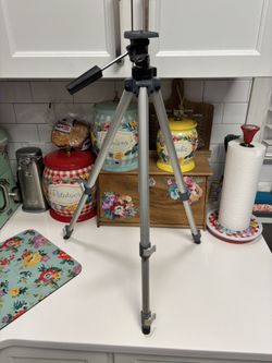 SLIK Tripod 