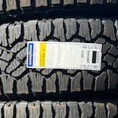 17” Goodyear Wrangler Duratrac Tires
285/70R17 NEW