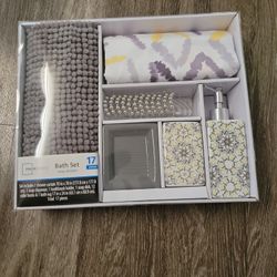 17pc Bathroom Accessories 