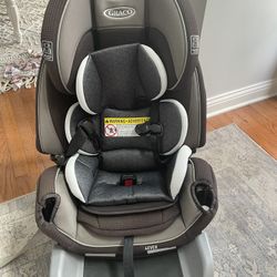Graco 4ever extend2fit 
