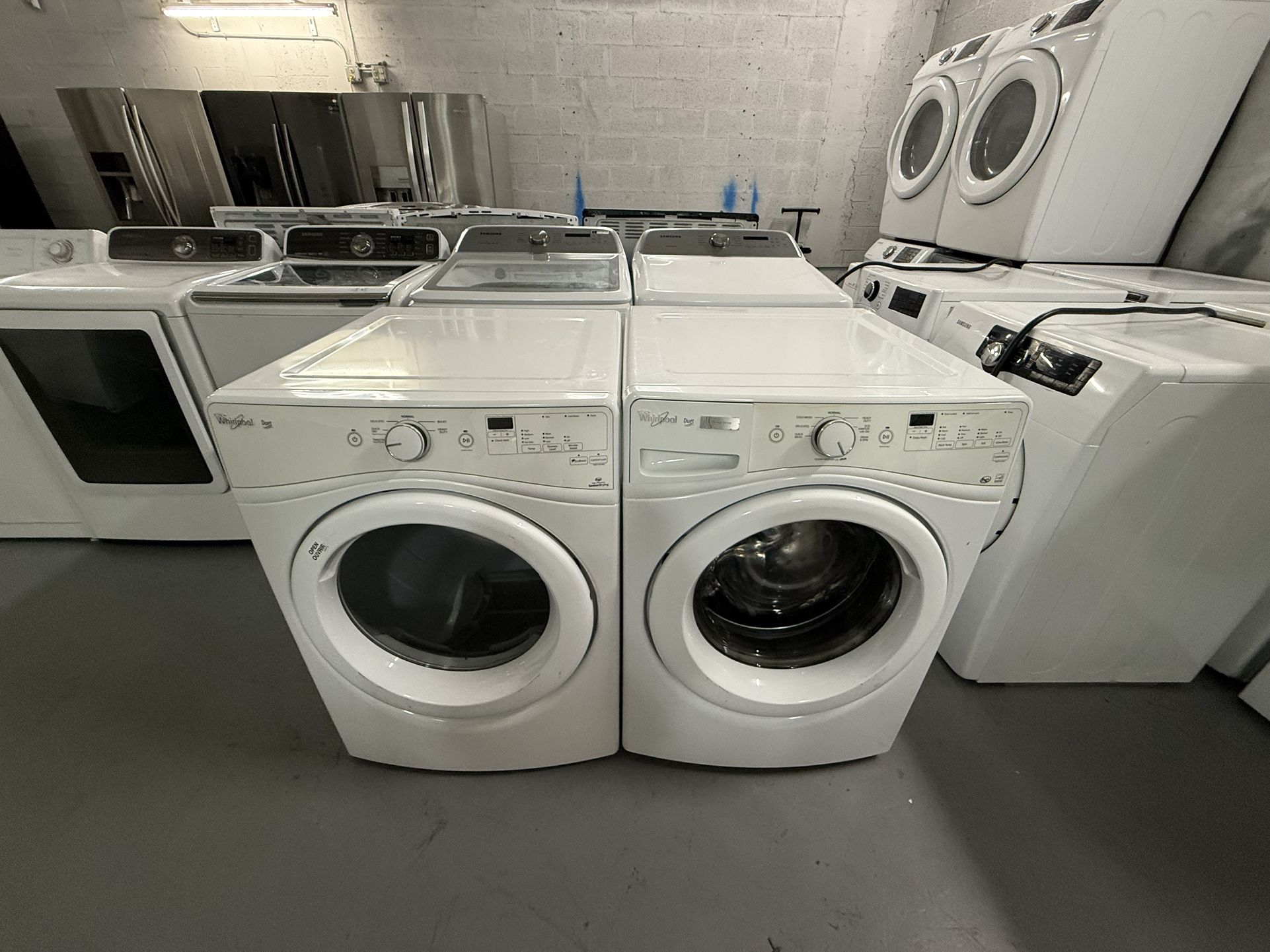 Whirlpool Washer And Dryer Set “27 ( Lavadora Y Secadora )