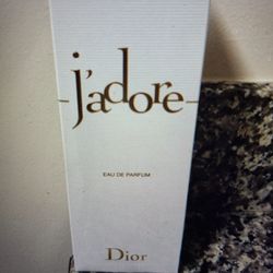 Women's perfume