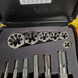 12 PC Pipe Tap and Hex Die Set