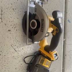 Dewalt Circular Saw 6 1/2