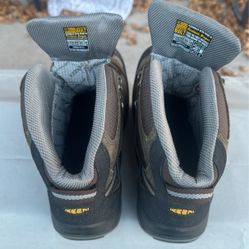 Keen Boots Size 11