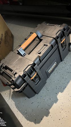 RIDGID 28" MOBILE TOOLBOX