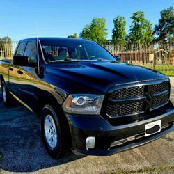 2014 RAM 1500 V8 