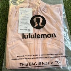 Lululemon Jacket, Pink Size 2)(4(6.   75$ Each.