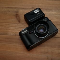Konica Hexar AF + HX-14 Auto Flash