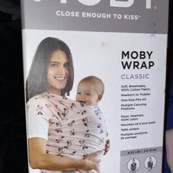 Moby Wrap Carrier 
