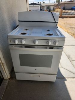 Gas stove