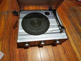 Jensen record player AM FM radio