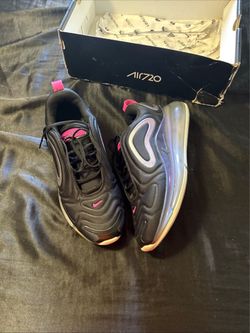 Nike Air Max 720 SE Black Laser Fuchsia Women's Size 8.5 With Box
