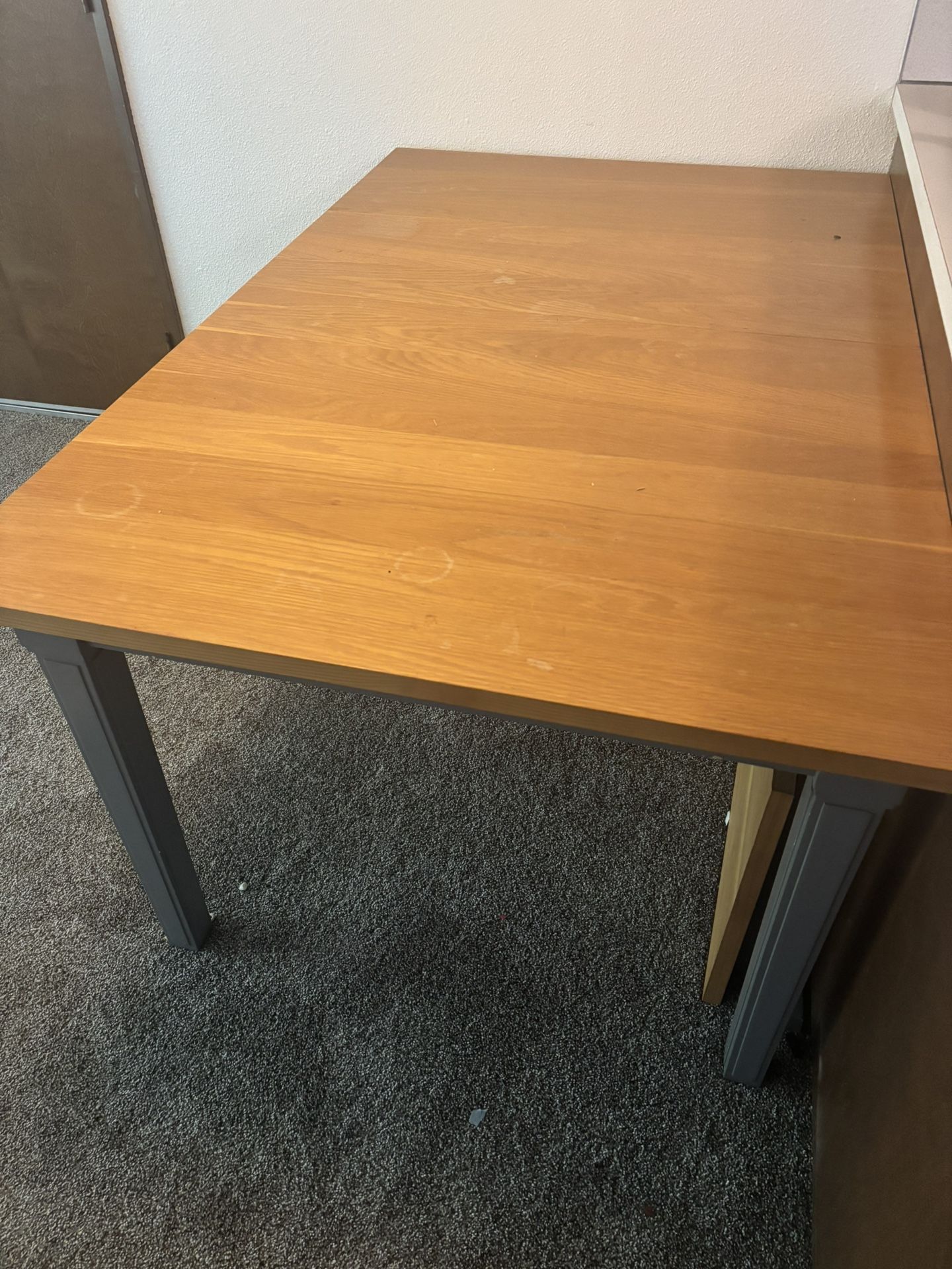 Free Dining Room Table