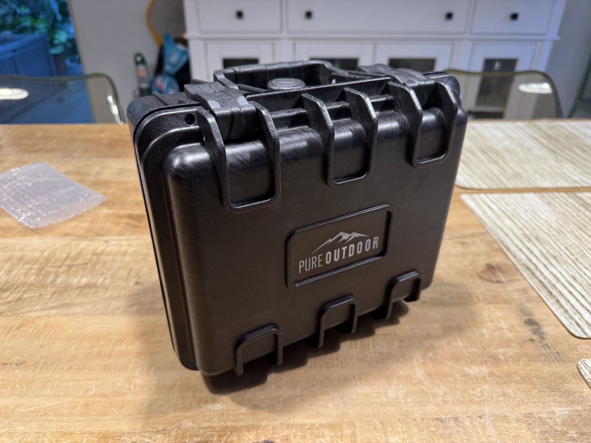 Monoprice Weatherproof Shockproof Hard Case 8.9 liters