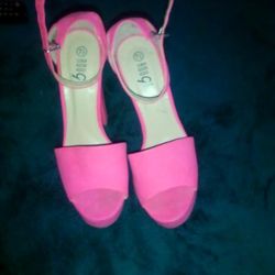 Pink 🩷 Platform Heels 