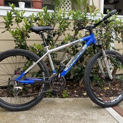 Mountain bike / Hard tail 