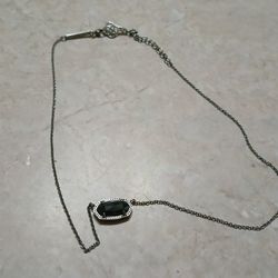  Kendra Scott Elisa Silver Pendant Necklace in Black Opaque Glass