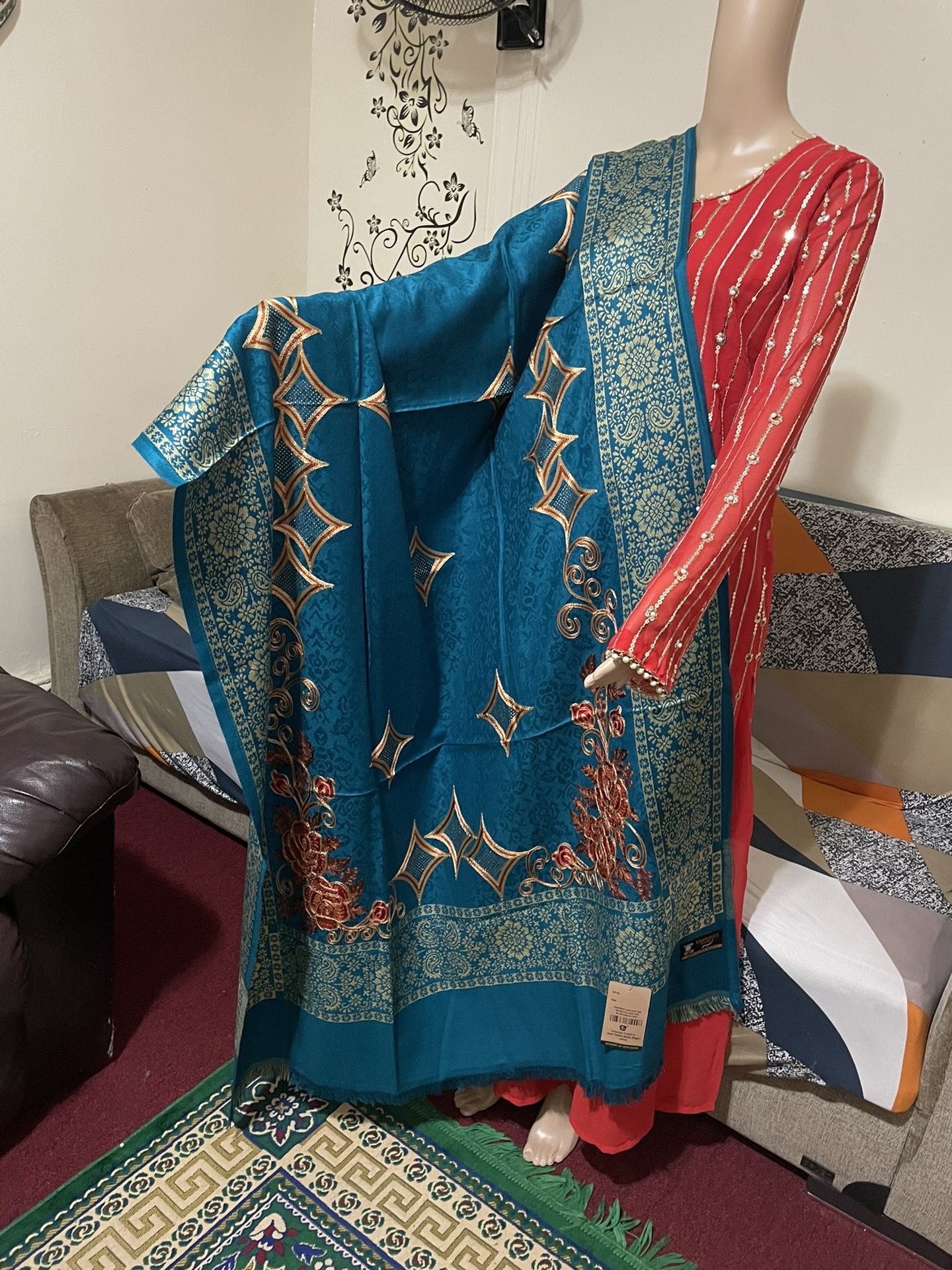 Kashmiri Shawl