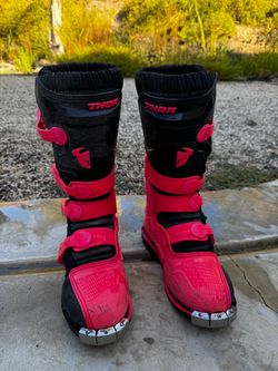 Thor Motocross Boots Black and Pink