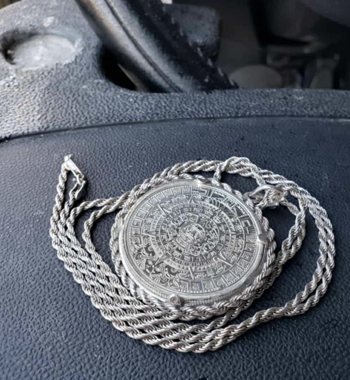 1 Ounce Of Silver .999 Pure All Original From Mexico coin built Silver chain 9.25 & thing around. $280! Or Cash & Trade I ACCEPT All silver. 28 inch. 