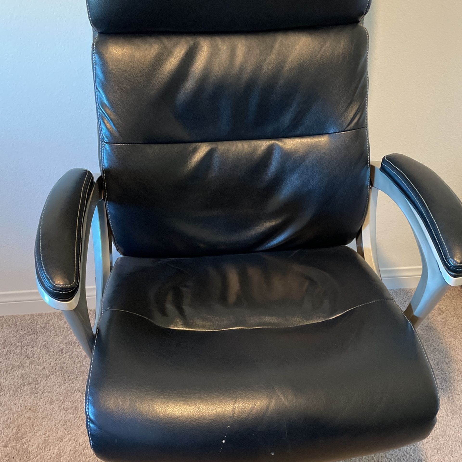 Lazy Boy Office Chair Used for Sale in Winchester, CA OfferUp