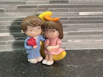 Grandest Birch Romantic Figurine Eco-friendly Micro Landscape Delicate Plastic Moon Couples Figurine Ornament for Home Desktop Eco