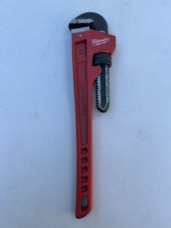 Milwaukee Pipe Wrench 18”