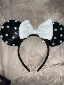 Minnie Mouse heads
