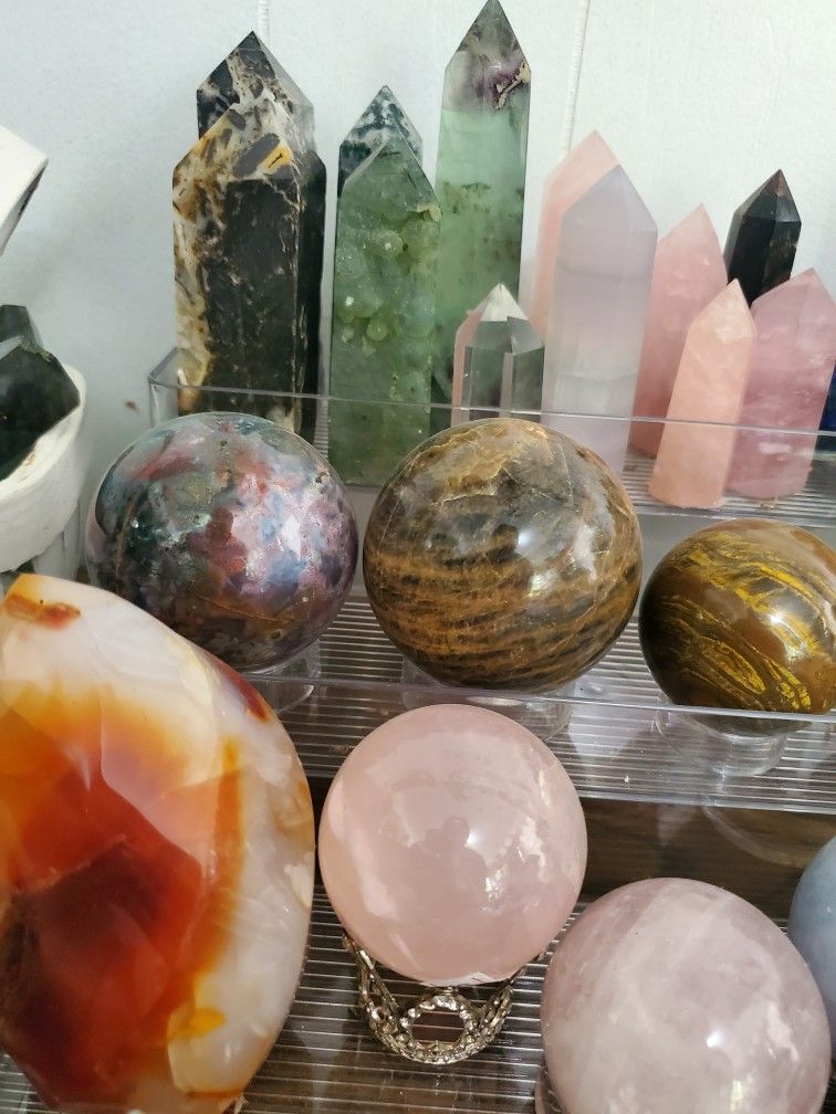 Crystal Box Mystery 