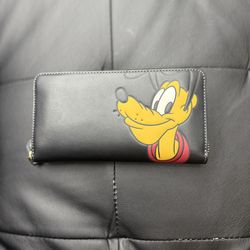 New Coach x Disney Zip Wallet with Pluto