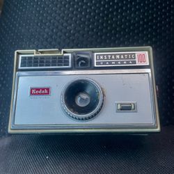 Kodak Camera Instamatic 100 