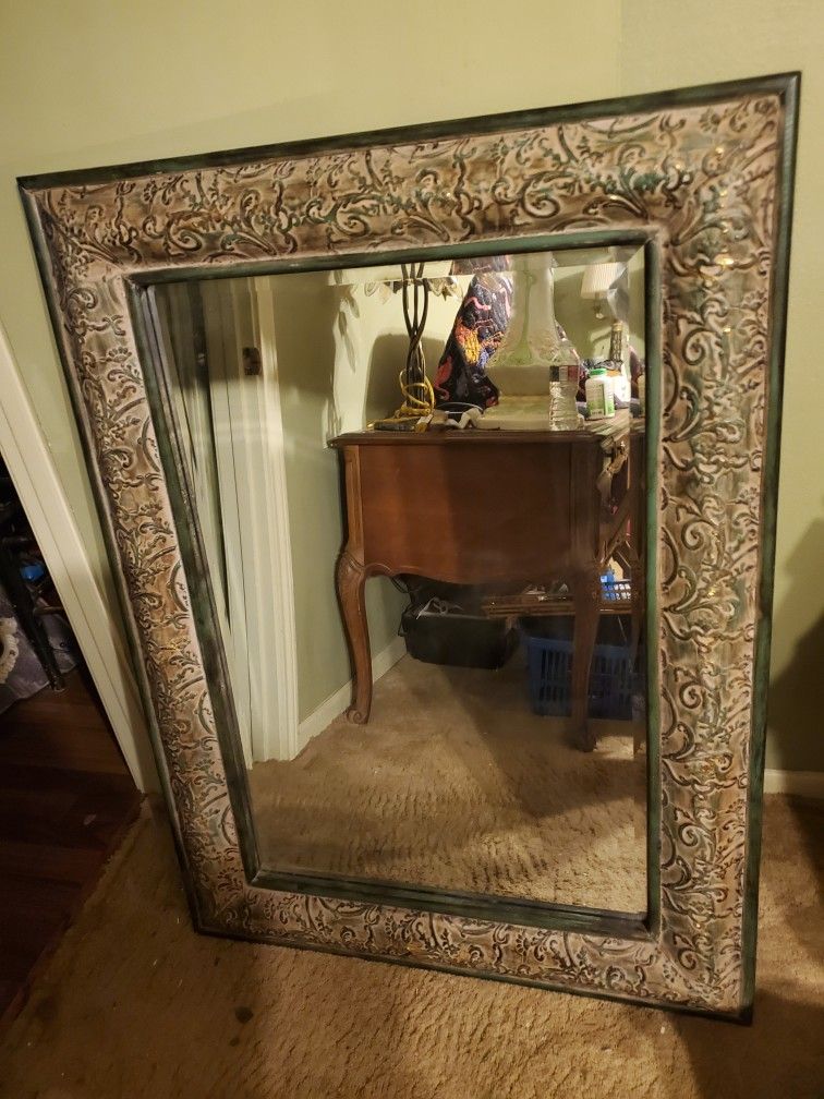 Green Mirror