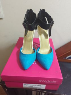 Multi Colored Pumps 7.5