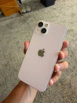 Apple iPhone 13 Pink