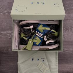 Men Off white Sneakers Size 42 Us9