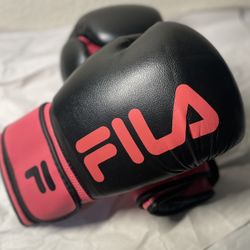 Women’s Boxing Gloves (NEW)