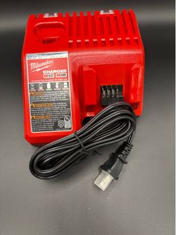 Milwaukee M12 and M18 12-Volt/18-Volt Lithium-Ion Multi-Voltage Battery Charger