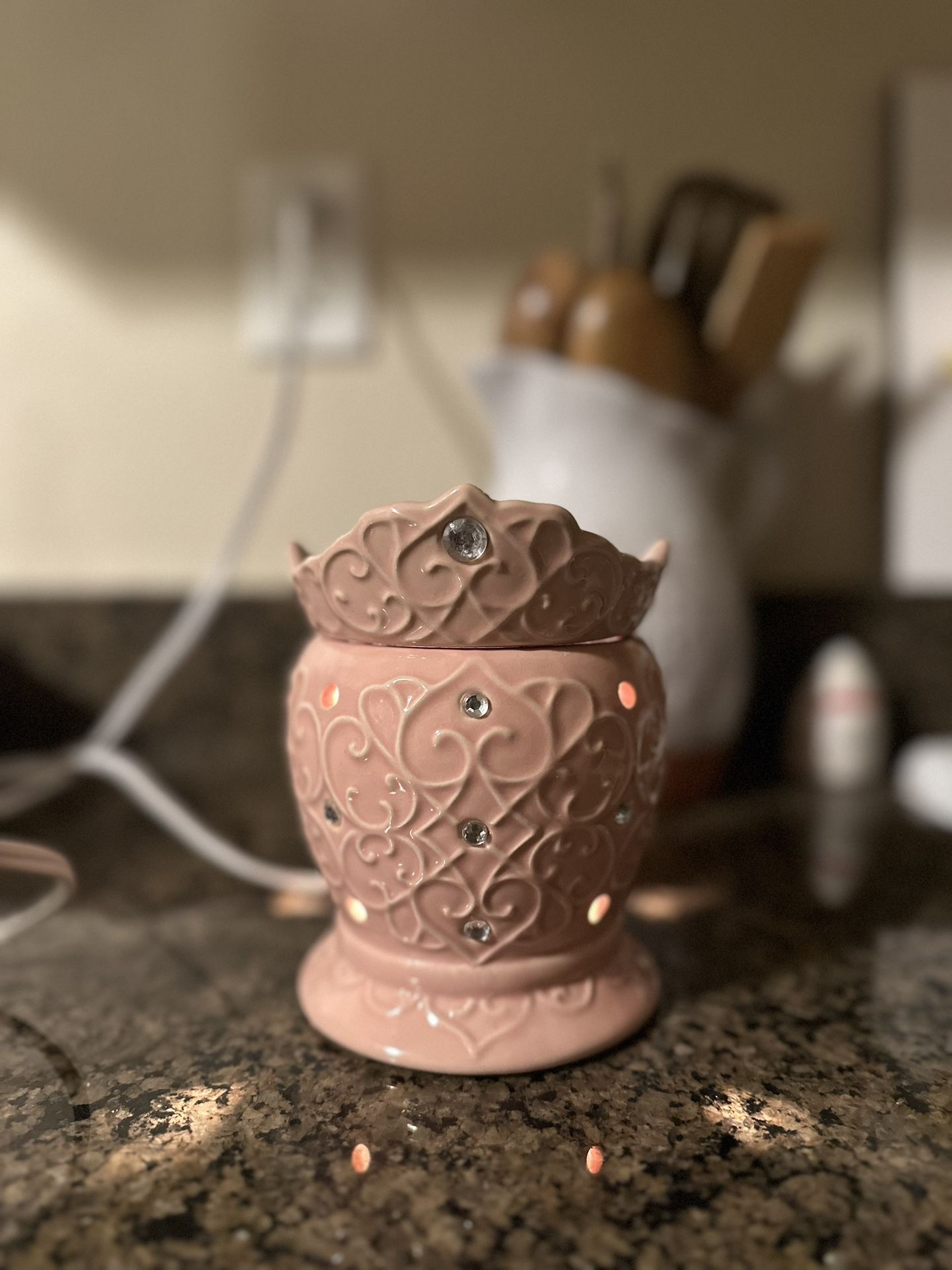 Scentsy Tiara Pink Princess Crown Wax Warmer Retired And A Princess Plug In