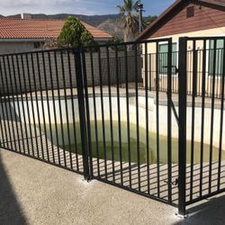 CHEAP FENCE ON SALE!